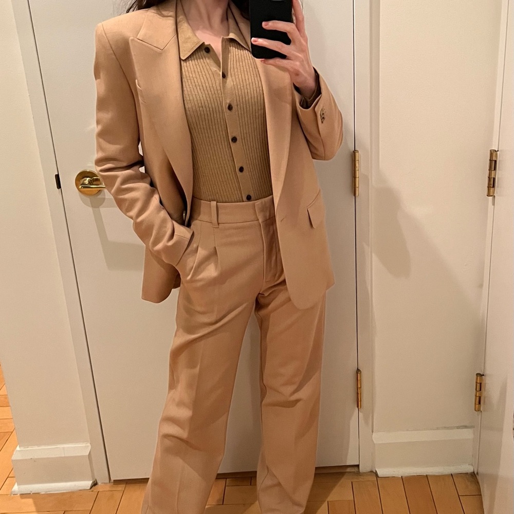 Aritzia Suit Set, Flores Blazer and Effortless Pant in Heather Bisque Beige
